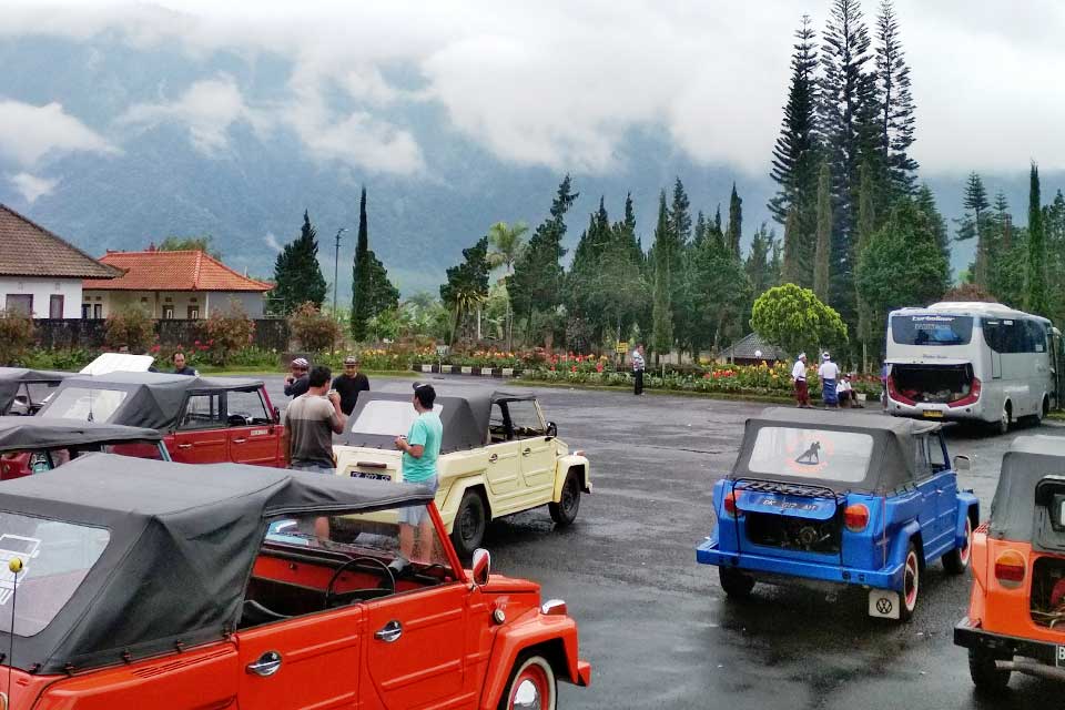 Custom Tour