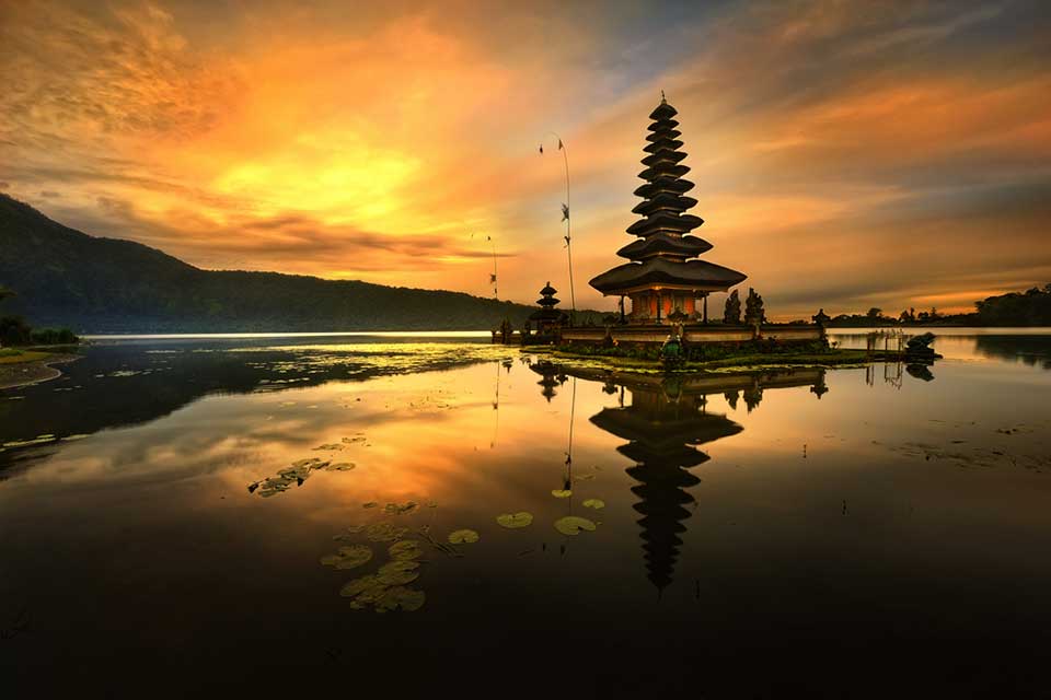 Ulun Danu Temple | Ubud VW Tour